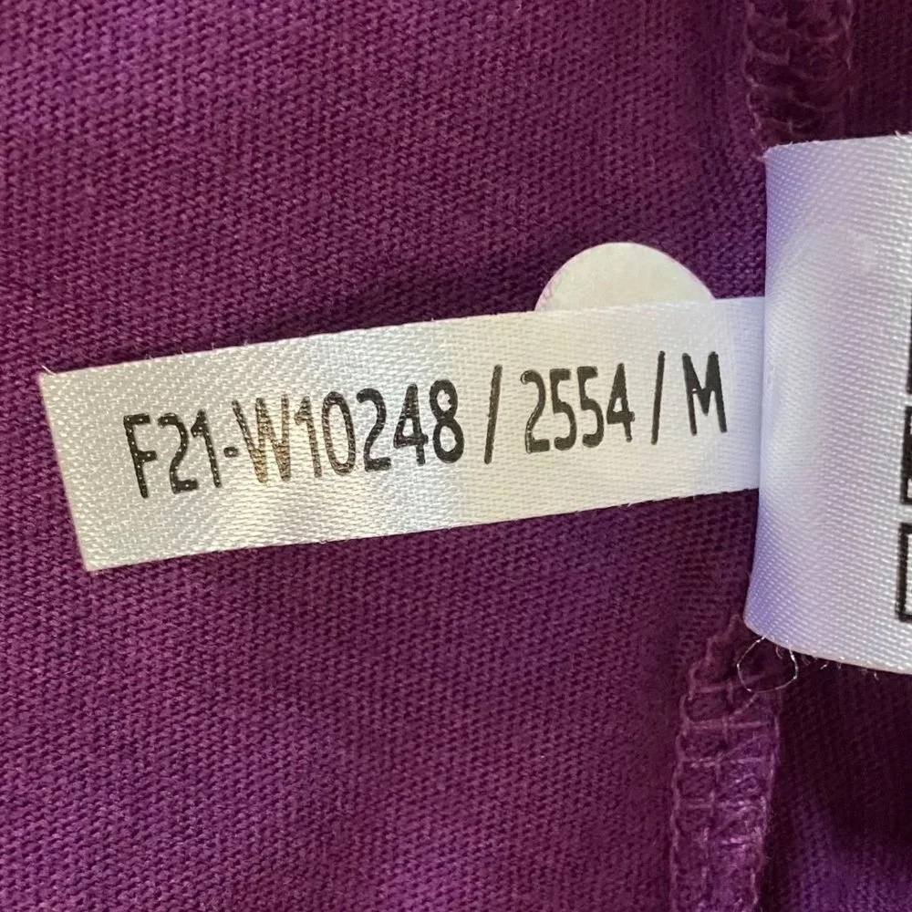 Life Is Good Simplify Crusher-Lite V-Neck Womens Medium Purple Basic Graphic Tee - Picture 10 of 12